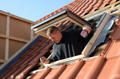 Pose de fenêtres de toit Velux à Plasne